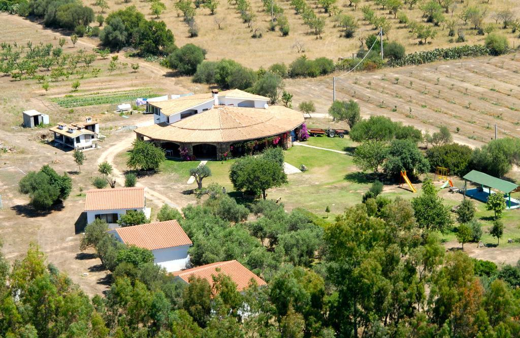 Agriturismo Sarrabus Casa de hóspedes San Priamo Exterior foto