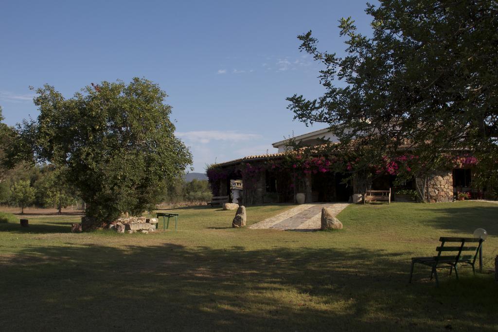 Agriturismo Sarrabus Casa de hóspedes San Priamo Exterior foto